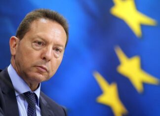 Στουρνάρας (ΤτΕ): Πρωταθλητές στη φοροδιαφυγή οι Έλληνες