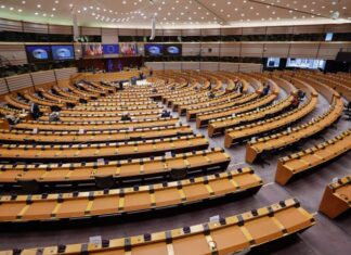 Φορέας Δεοντολογίας της ΕΕ: Το Κοινοβούλιο δεν πείστηκε από την πρόταση της Επιτροπής