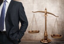 Συνταγματική Αναθεώρηση και Αρχή Μονιμότητας των Δημοσίων Υπαλλήλων