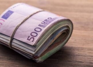 Ποιοι κερδίζουν άμεσα από τις τριετίες – Πώς θα λειτουργεί το ξεπάγωμα σε μισθούς διαφόρων ταχυτήτων