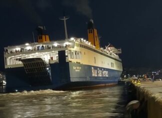 Blue Horizon: Ελεύθεροι υπό όρους υποπλοίαρχος και ναύκληρος