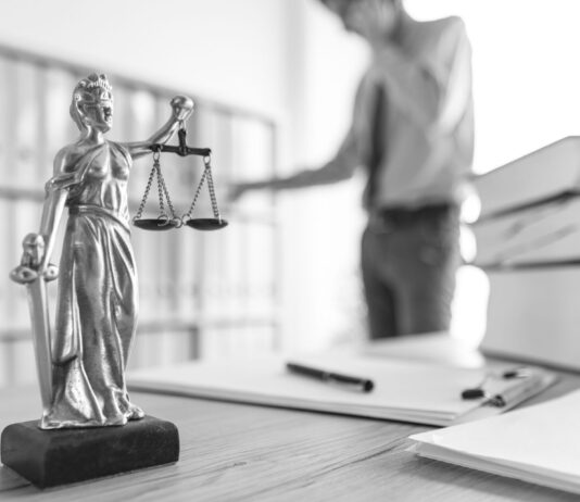 Παρέμβαση της Ολομέλειας στον Υπουργό Οικονομικών και τον Διοικητή της ΤτΕ για τις καταχρηστικές πρακτικές εταιρειών διαχείρισης απαιτήσεων κατά οφειλετών