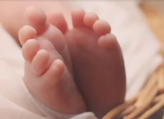 Σκάνδαλο με παρένθετες μητέρες στα Χανιά: 40χρονη Μολδαβή γέννησε το μωρό ευκατάστατου άνδρα από τη Θεσσαλία