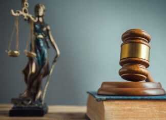 Ένωση Δικαστών: Να αλλάξει η νομοθεσία για τον πειθαρχικό έλεγχο των δικηγόρων