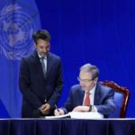 Ο Υφυπουργός Δικαιοσύνης, Ι. Μπούγας, υπέγραψε τη Διεθνή Συνθήκη του ΟΗΕ για την αντιμετώπιση του Κυβερνοεγκλήματος