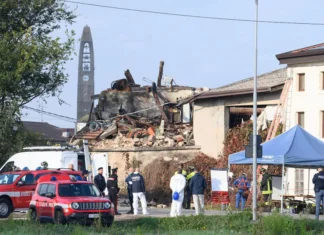 Σοκ στην Ιταλία: Τρία αδέλφια ανατίναξαν το σπίτι τους για να αποφύγουν την έξωση – Τρεις νεκροί αστυνομικοί