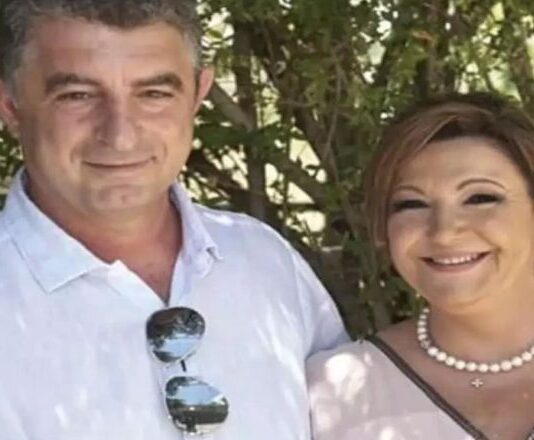 Η σύζυγος του Γιώργου Καραϊβάζ συγκλονίζει: «Ο θάνατος δεν λύνεται με θάνατο»