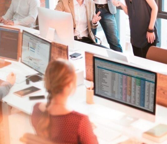 Μονιμότητα των δημοσίων υπαλλήλων – Υπέρ της άρσης