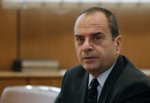 Χρήστος Ράμμος: Η διαρκής «συνταγματολογία» συνιστά κυρίως ήττα της πολιτικής