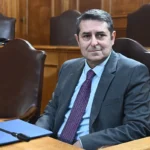 Διασωληνωμένος στη ΜΕΘ του Ευαγγελισμού ο Γιώργος Μυλωνάκης, διαγνώστηκε με ανεύρυσμα στον εγκέφαλο