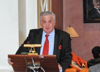 Αντώνης Π. Αργυρός: Θα ζήσουμε ξανά μια χαμένη ευκαιρία αναθεωρήσεως του Συντάγματος;
