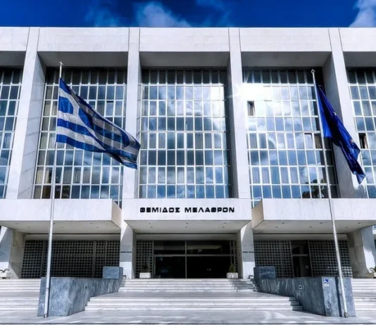 Πρόεδρος Αρείου Πάγου: «Να μη φοβηθούμε να κρίνουμε τον εαυτό μας»